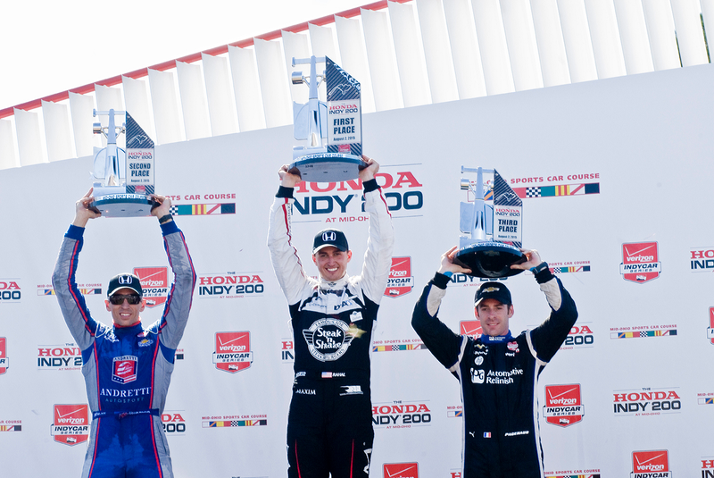 Illustration for article titled Rahal Wins At Honda Indy 200 And More People Gotta Watch This Stuff